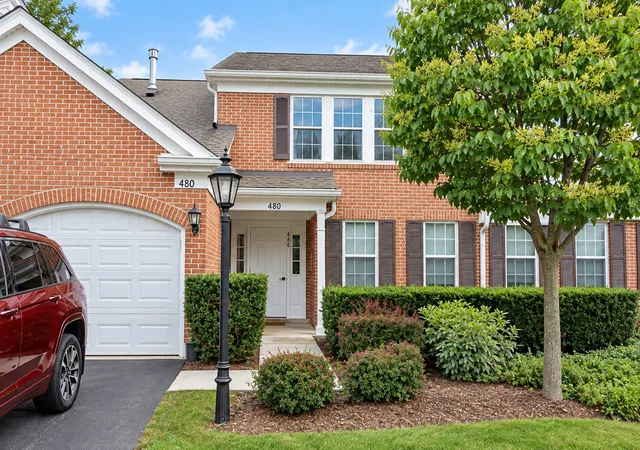 480-green-brg-ln-480-prospect-heights-il-60070/hzid_e9db038a