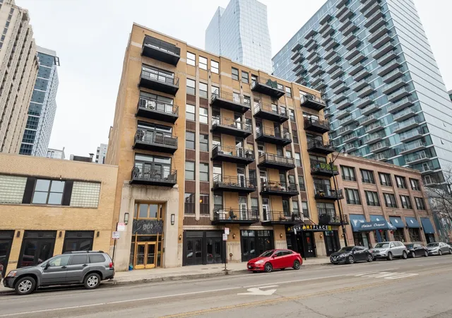 1307-s-wabash-ave-312-chicago-il-60605/hzid_b32d6ff8