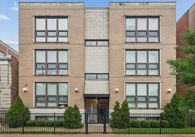 3013-n-california-ave-3n-chicago-il-60618/hzid_27187f2c