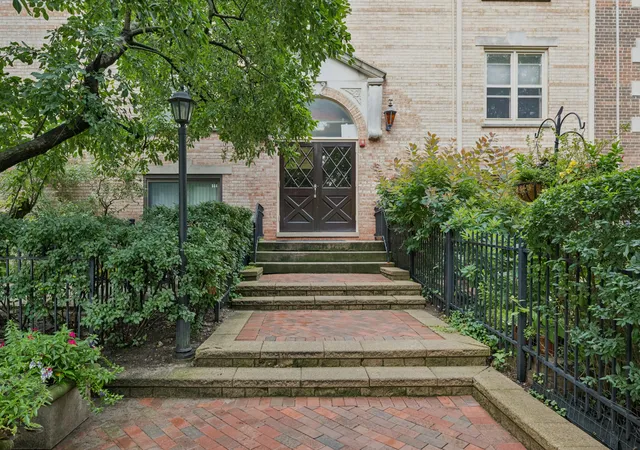 830-forest-ave-b-evanston-il-60202/hzid_aa58d959