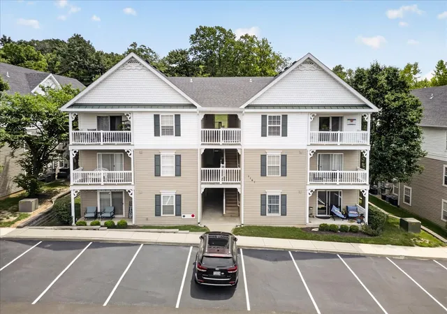 1141-arbor-crk-dr-1d-saint-louis-mo-63122/hzid_24a22c89