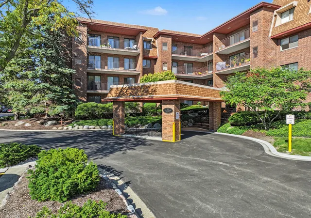 101-old-oak-dr-215-buffalo-grove-il-60089/hzid_69bc954b