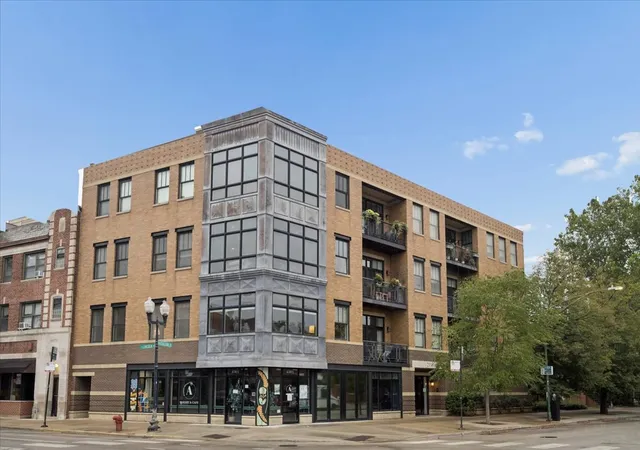 2116-w-cullom-ave-201-chicago-il-60618/hzid_4aa51594