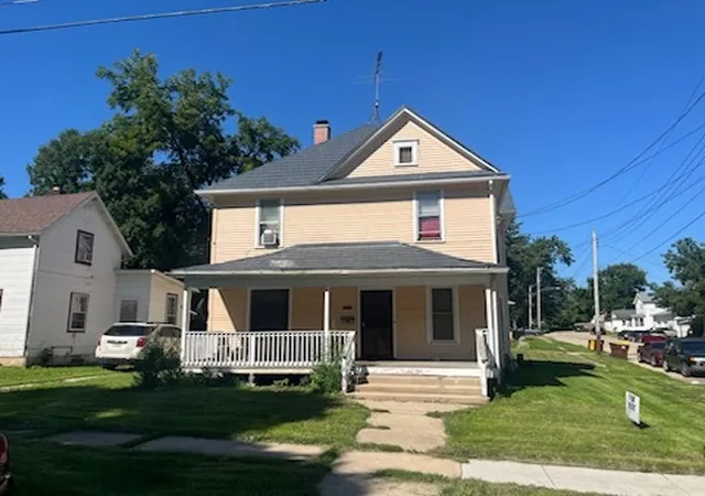 1002-oak-ave-s-freeport-il-61032/hzid_35ad78f6