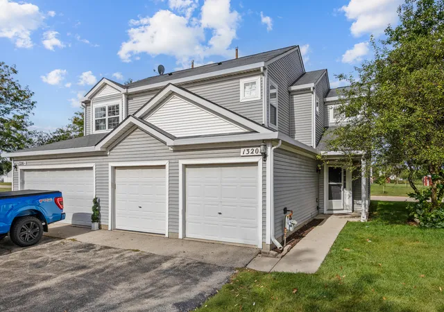 1320-jenna-dr-b-south-elgin-il-60177/hzid_18eb5ebb