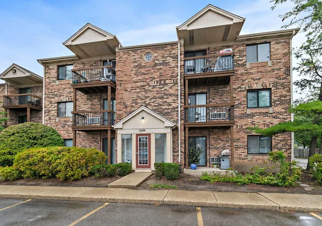 2249-nichols-rd-28d-arlington-heights-il-60004/hzid_791f567a