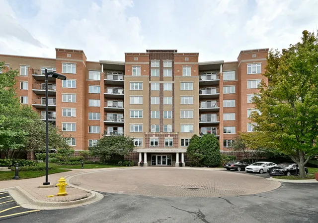 1-n-beacon-pl-601-la-grange-il-60525/hzid_6966d693