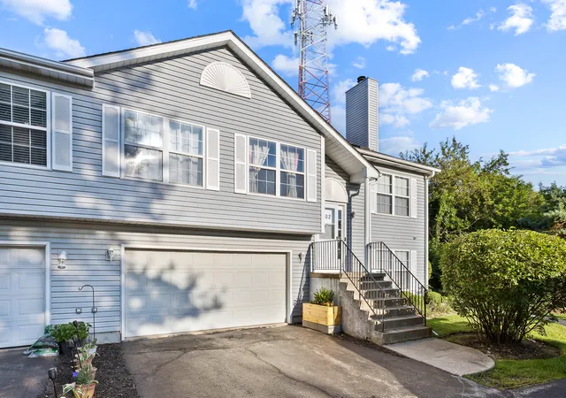 1002-castleshire-dr-woodstock-il-60098/hzid_5cdf62e9