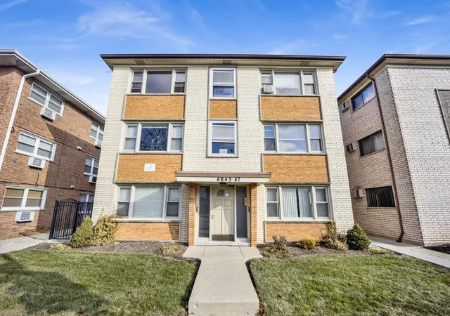 6845-n-northwest-hwy-6845-1w-chicago-il-60631/hzid_4bd5c2c9