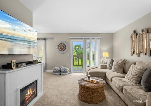 875-golf-crse-rd-3-crystal-lake-il-60014/hzid_92998d1f