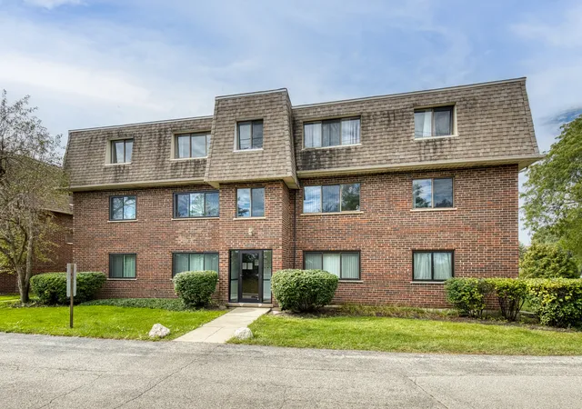 1472-carol-ct-3b-palatine-il-60074/hzid_3a14bc3f