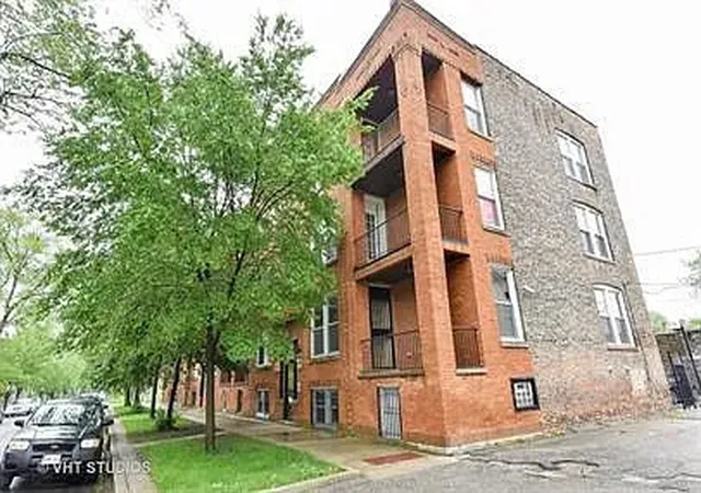 1419-e-68th-street-2-chicago-il-60637/hzid_961a75df