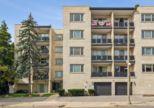 1010-n-harlem-ave-504-river-forest-il-60305/hzid_4ba4efc7