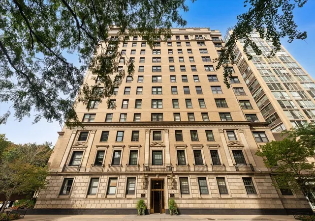 3100-n-sheridan-rd-10e-chicago-il-60657/hzid_8d12b12f