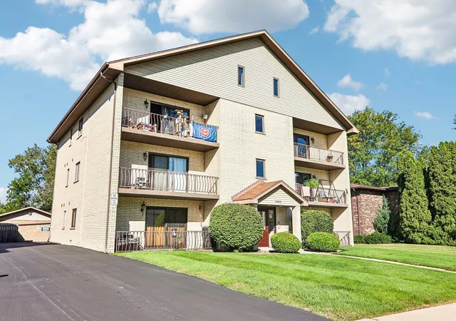 15850-laramie-ave-302-oak-forest-il-60452/hzid_21b82963