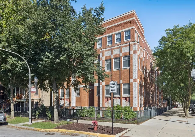 1400-w-byron-st-2e-chicago-il-60613/hzid_e952d533