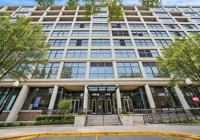 900-n-kingsbury-st-971-chicago-il-60610/hzid_62a639e3