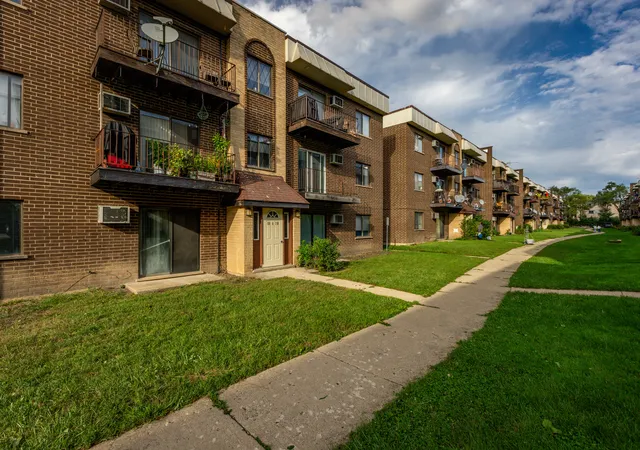10429-dearlove-rd-4-glenview-il-60025/hzid_fdaf16b0