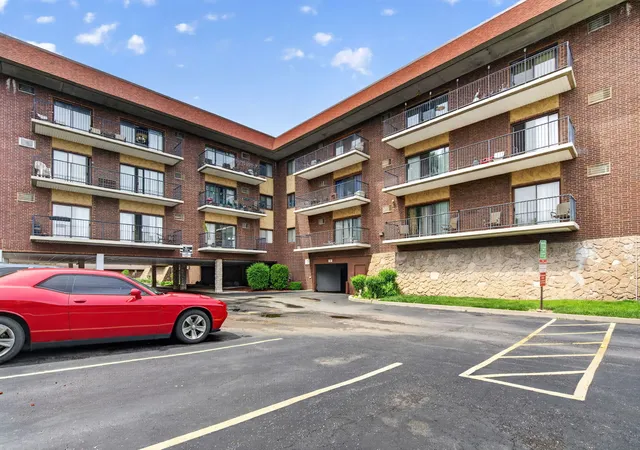 9540-mayfield-ave-s307-oak-lawn-il-60453/hzid_4e75f09a