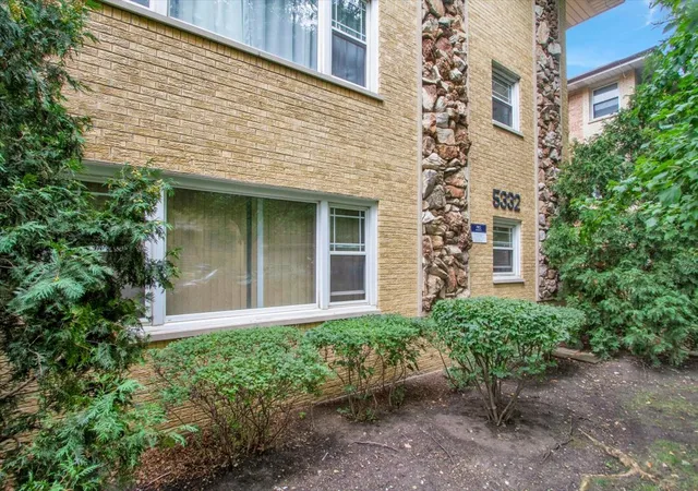 5332-w-windsor-ave-2f-chicago-il-60630/hzid_4dba2d93