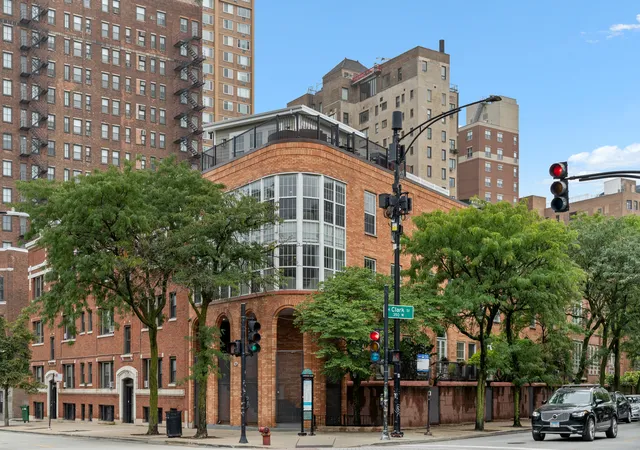 339-w-webster-ave-1a-chicago-il-60614/hzid_89c89ffd