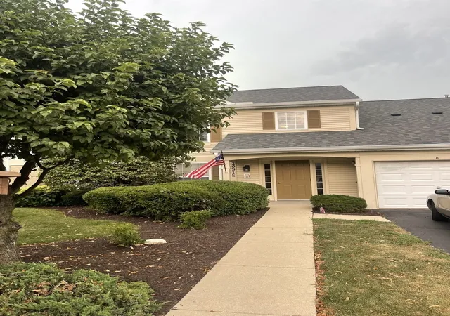 13915-s-bristlecone-ln-c-plainfield-il-60544/hzid_21c64d8c