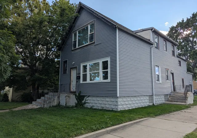 10700-s-ave-m-chicago-il-60617/hzid_3a215486