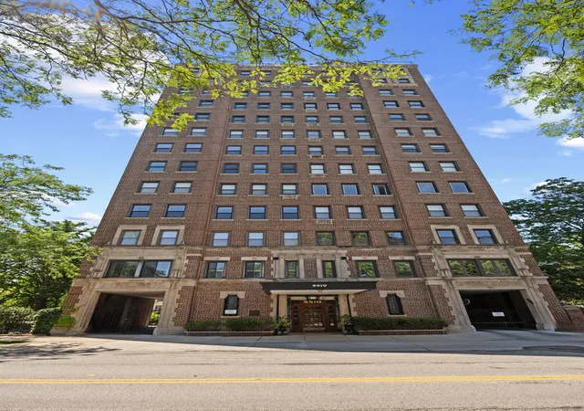 5510-n-sheridan-rd-2a-chicago-il-60640/hzid_ea2f0e1c
