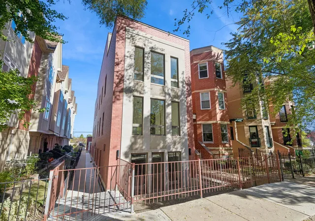 2323-n-lister-ave-chicago-il-60614/hzid_6ae7ec27