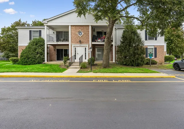 959-golf-crse-rd-1-crystal-lake-il-60014/hzid_5a8528d8