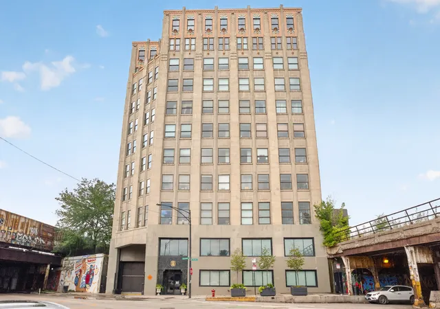 1550-s-blue-is-ave-420-chicago-il-60608/hzid_e0cae4d3