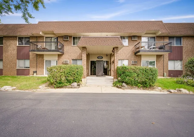8305-route-53-a6-woodridge-il-60517/hzid_b0e33388