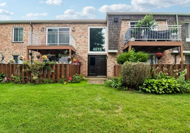 4616-kings-walk-dr-1c-rolling-meadows-il-60008/hzid_82f5e438