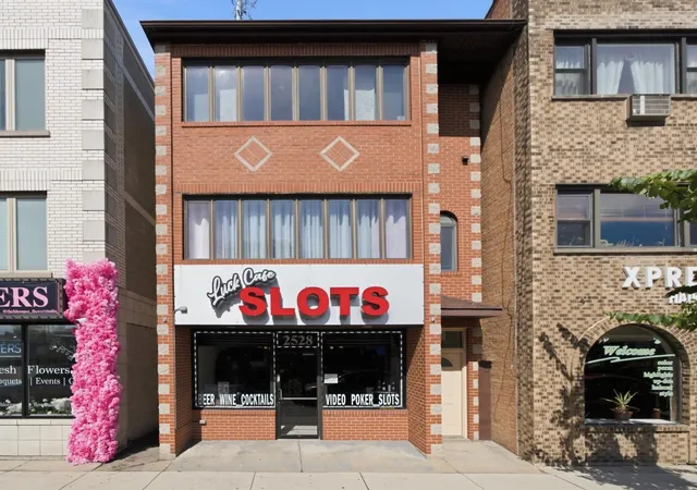 2528-n-harlem-ave-3-elmwood-park-il-60707/hzid_2c1b1012