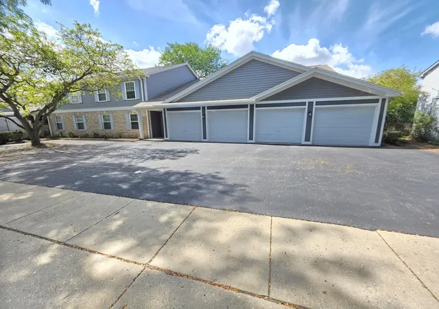 356-woodview-cir-a-elgin-il-60120/hzid_9968916a