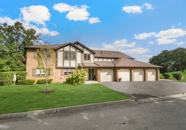 7834-w-foresthill-ct-2cr-palos-heights-il-60463/hzid_d45b660c