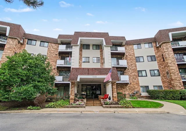 3300-n-carriageway-dr-216-arlington-heights-il-60004/hzid_9cd9f75d