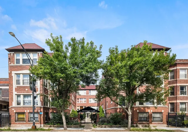5743-n-ridge-ave-1-chicago-il-60660/hzid_186a7d60