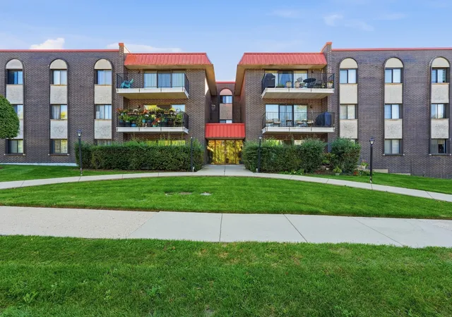 1255-w-prospect-ave-101-mount-prospect-il-60056/hzid_107d48a2