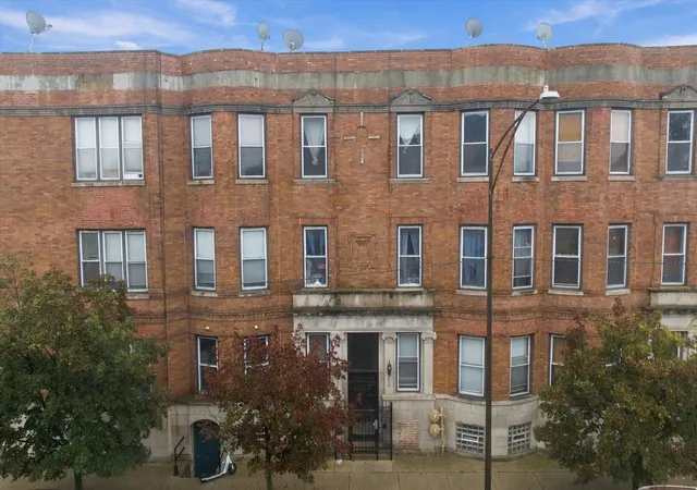 231-e-59th-street-1-chicago-il-60637/hzid_58d83297