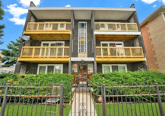 5701-s-kenton-ave-3n-chicago-il-60629/hzid_19ca7e45