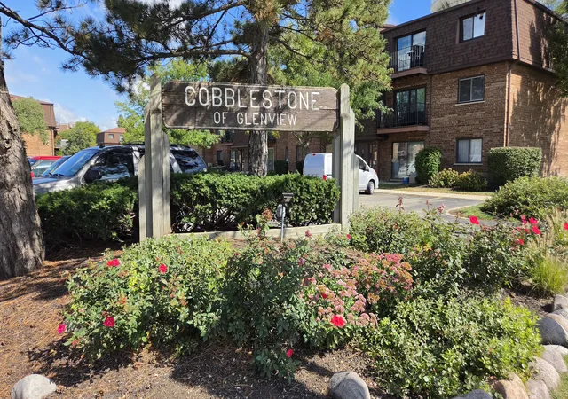 718-cobblestone-cir-c-glenview-il-60025/hzid_4742a27f