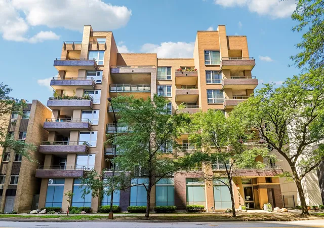 5430-n-sheridan-rd-504-chicago-il-60640/hzid_a18ce34a