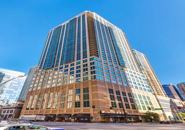 2-e-erie-st-3601-chicago-il-60611/hzid_abfc7bb7