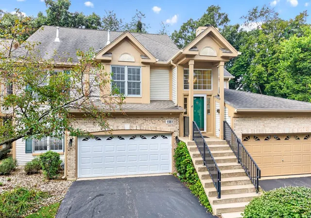 1561-treeline-ct-1561-naperville-il-60565/hzid_c6f86754