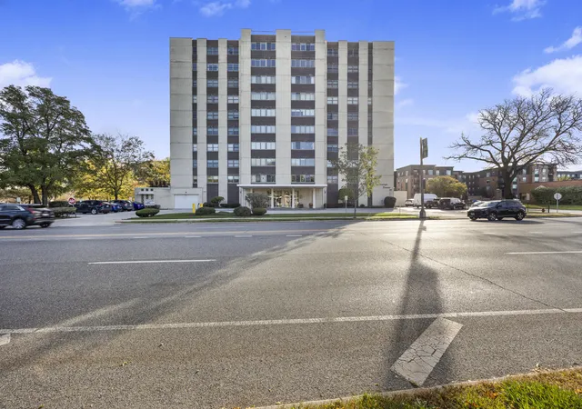 141-n-la-grange-rd-901-la-grange-il-60525/hzid_753d9285