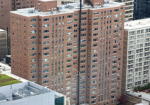 2909-n-sheridan-rd-409-chicago-il-60657/hzid_a7c935f2