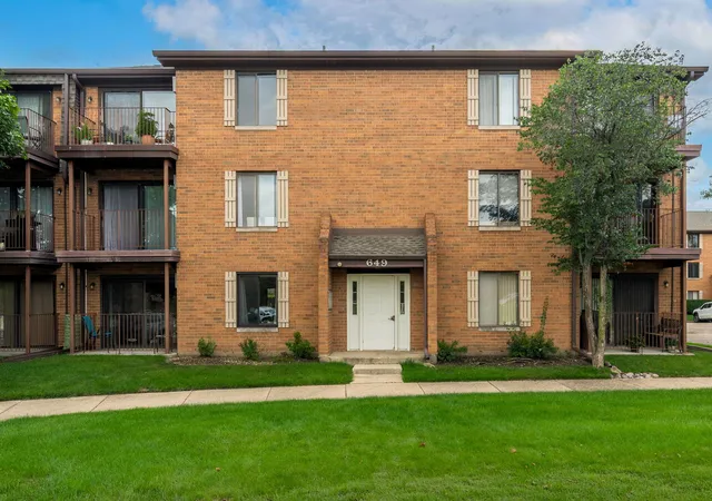 649-n-briar-hl-ln-1-addison-il-60101/hzid_9f05a95b