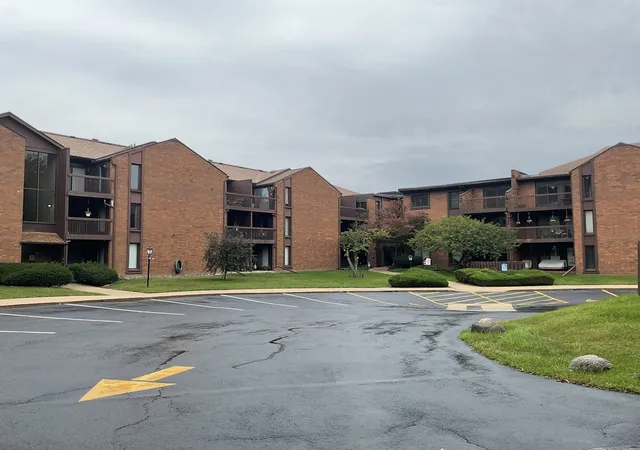 2929-sunnyside-dr-127b-rockford-il-61114/hzid_c9b7037b