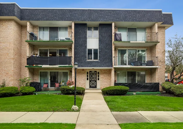 10360-parkside-ave-2b-oak-lawn-il-60453/hzid_64c5206e